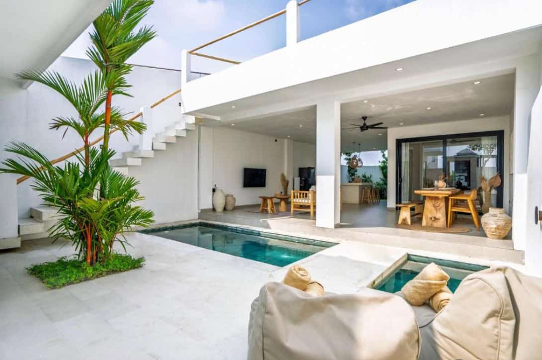 READY NOW 2 BEDROOM VILLA FOR SALE LEASEHOLD IN TUMBAK BAYUH BE-1967 